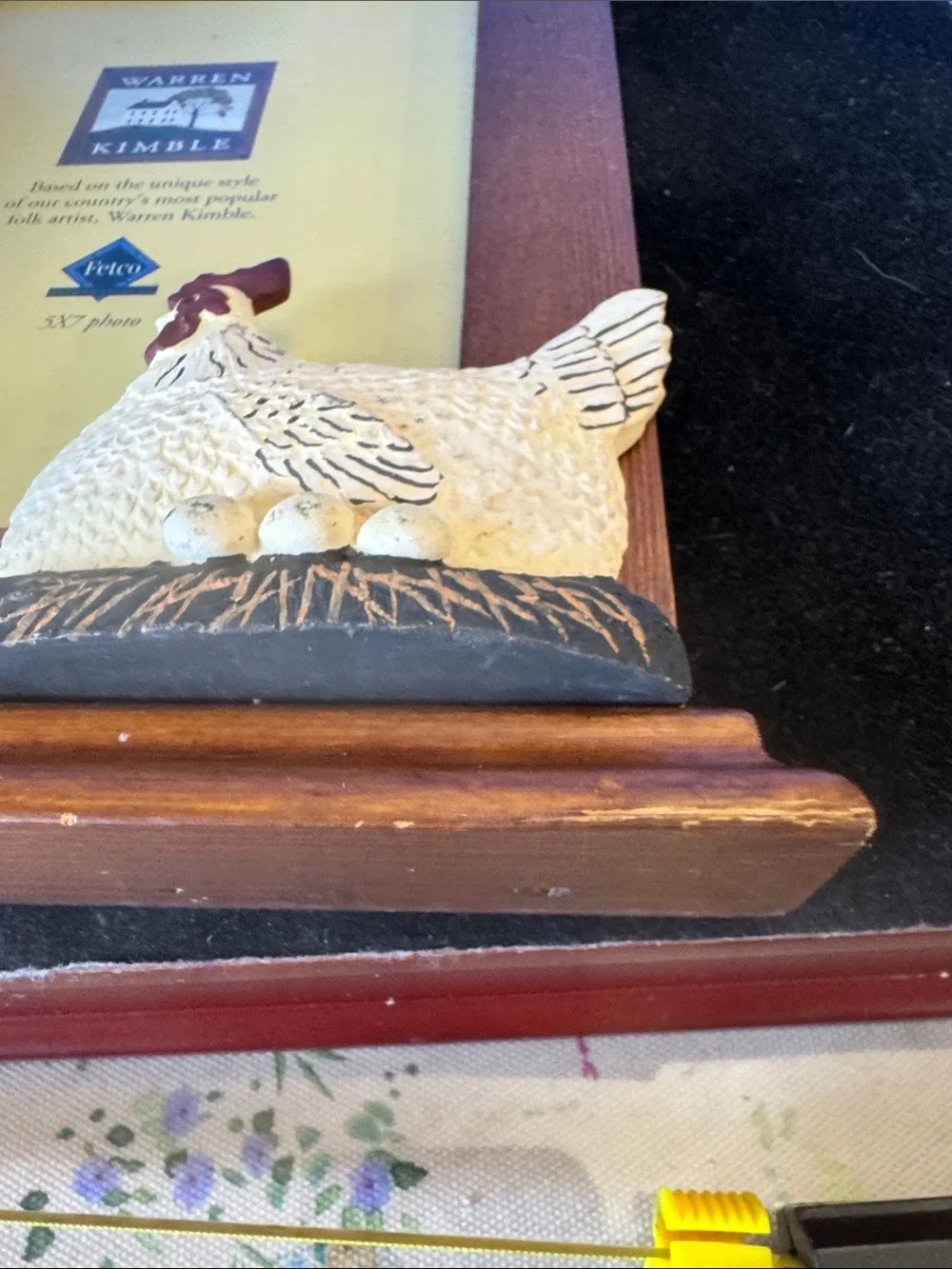 Warren Kimble country-style wood photo frame featuring a chicken and eggs 1990’s